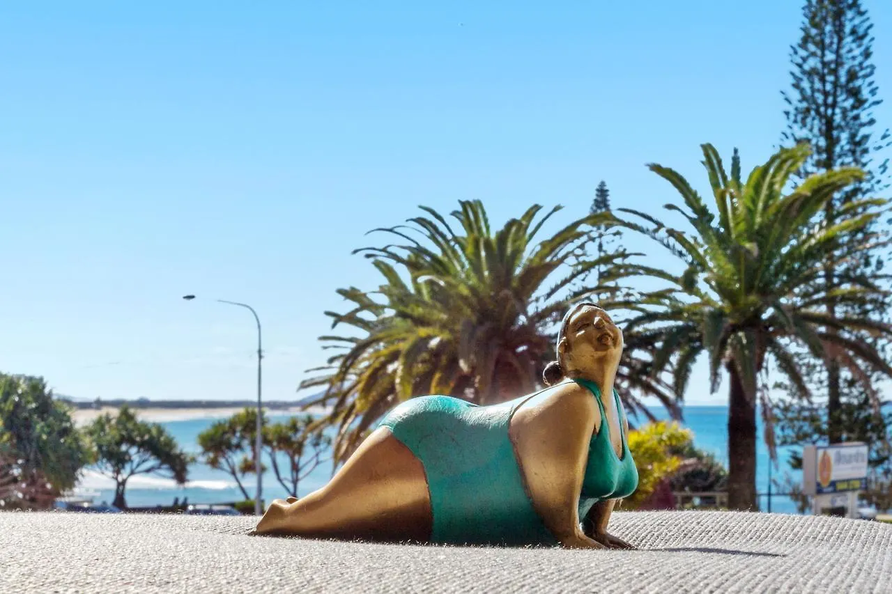 Alex Headland Beachfront location